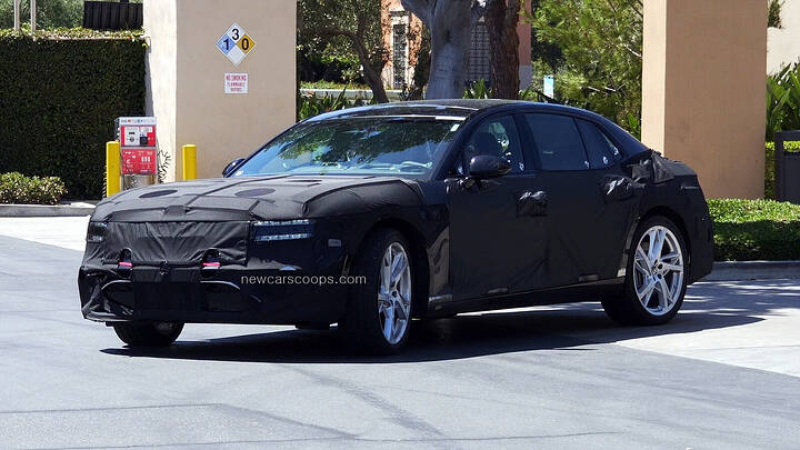 Genesis G90 Facelift spotted in US-newcarscoops-14