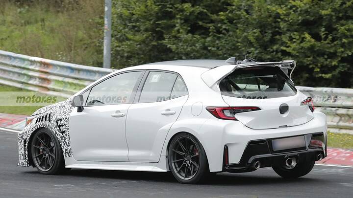 toyota-2024105491-1732783643_8