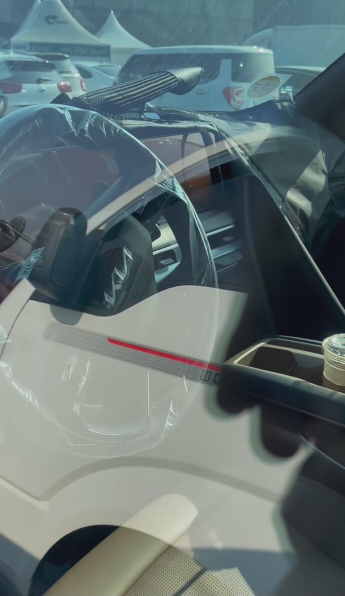 Kia EV9 interior leak