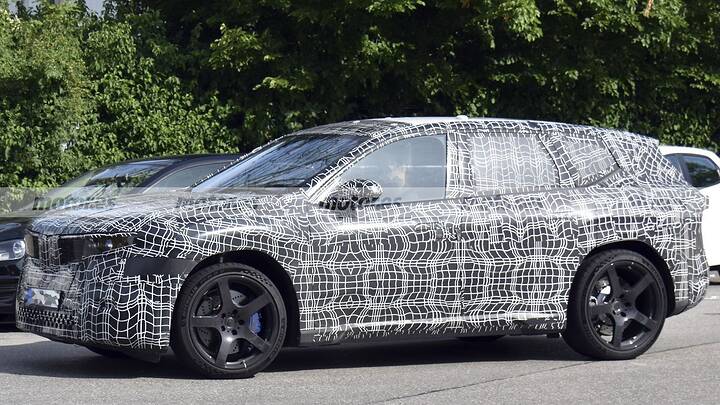 Este iX3 esconde algo muy gordo, será el primer SUV eléctrico firmado por BMW M y dejará huella en Nürburgring 6