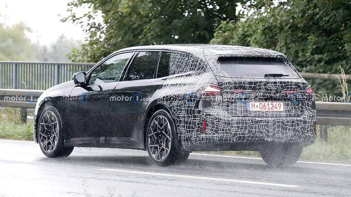 imgi_31_bmw-i3-touring-2027-erlkonig