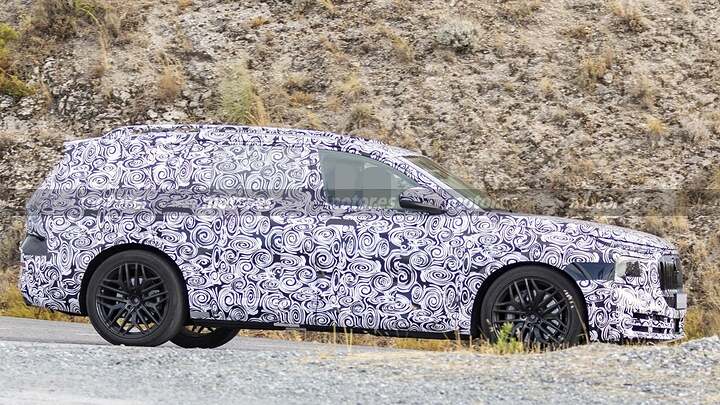 Audi confirma el Q9, un mastodonte de lujo con 7 plazas que apunta directo al Mercedes GLS 9