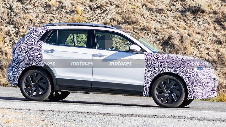 volkswagen-t-cross-2027-fotos-espia-2025109930-1757003554_6