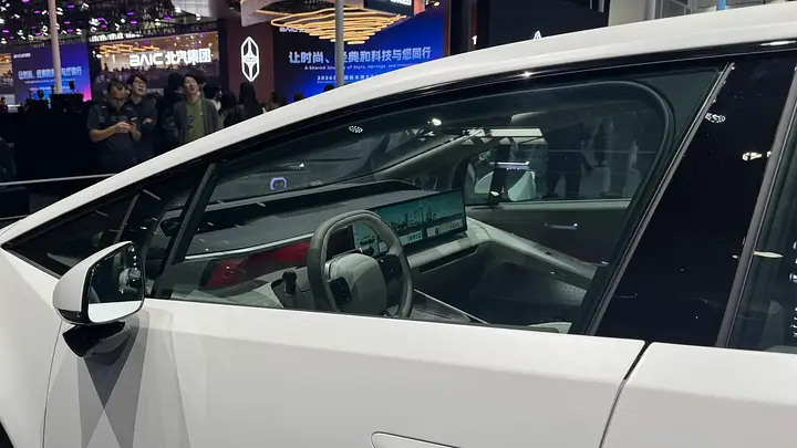 Hyundai Ioniq V - newcarscoops - window and wing mirrorkge4om