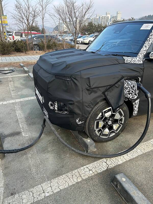 thumb-Hyundai_HE1i _newcarscoops_950x1266