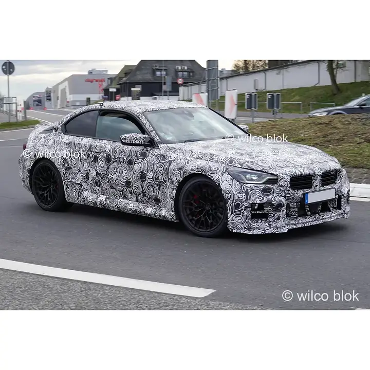 2025 BMW M2 CS spotted in Nürburg- the most powerful M2 ever is nearing its debut!#bmw #m2 #cs #bmwm2 #m2cs #prototype #erlkönig #spyshot #carspy #nürburgring #Germany #german #dreamcar #freudeamfahren (1)