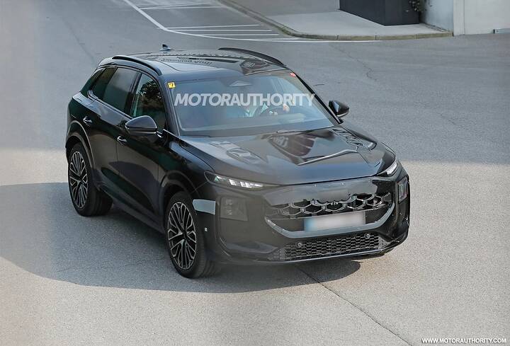 2026-audi-q3-spy-shots--photo-via-baldauf_100941627_h