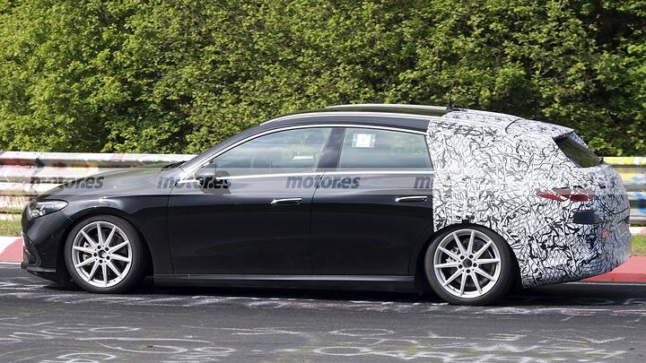mercedes-cla-shooting-brake-2026-fotos-espia-2025108368-1748333571_8