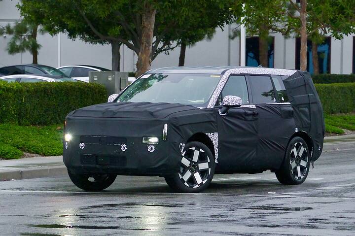 2027 Hyundai Santa Fe EREV _imgi_9_581737909_18304753369249335_6210020446912906984_n