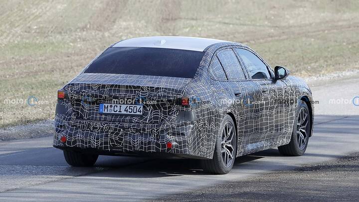 bmw-5er-g60-erlkonig-mit-facelift-im-stil-der-neuen-klasse (2)
