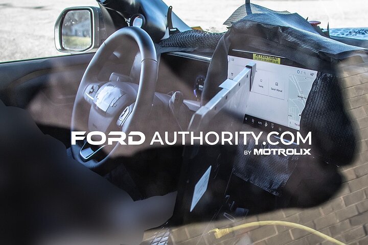2025-ford-bronco-sport-refresh-prototype-spy-shots-december-2023-interior-and-screen-003