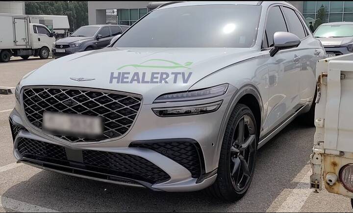genesis-gv70-sport-facelift-in-the-wild9