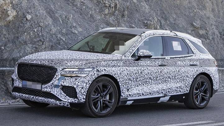 2027 Genesis GV70 Hybrid Spied_newcarscoops_eno-2026116208-1788456647_5