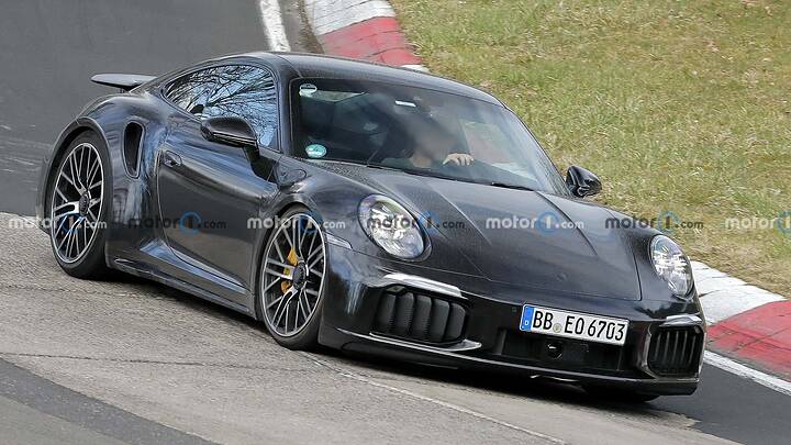 porsche-911-turbo-s-facelift-2026-erlkonig