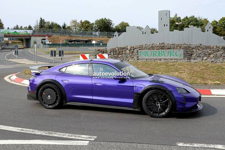imgi_37_porsche-taycan-turbo-gt-weissach-looks-the-part-with-manthey-go-faster-parts_6