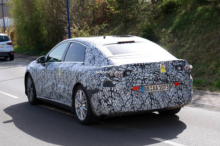 2026-mercedes-benz-c-class-ev-prototype-spied-inside-and-out-shows-intriguing-details_6