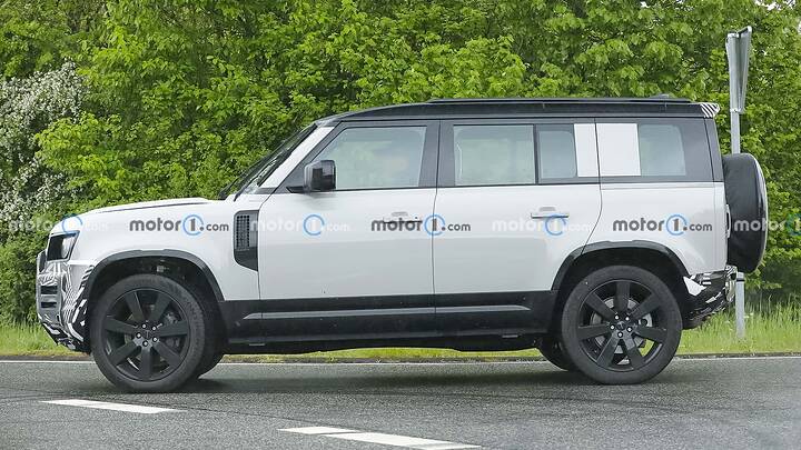 land-rover-defender-facelift-2027-newcarscoopsg (3)