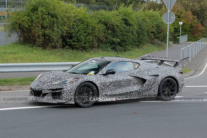 Chevrolet-Corvette-Z06-9