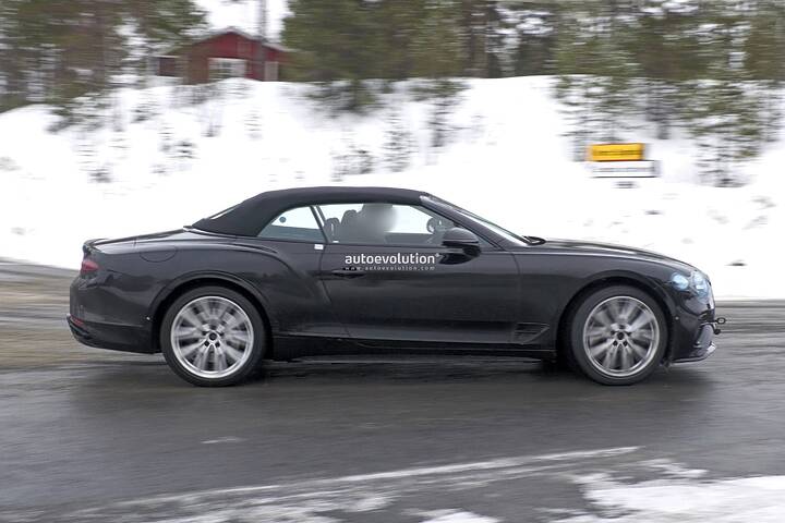 2025-bentley-continental-gt-spied-with-revised-bumpers-electric-assistance_7