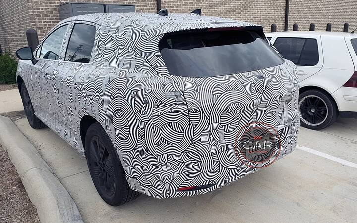 Nissan-Murano-spied-2