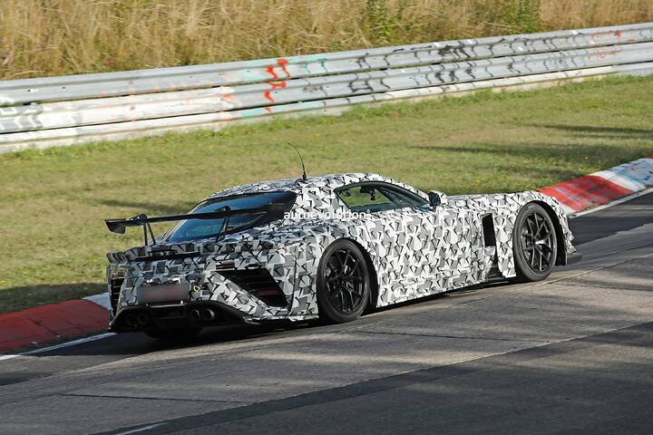 imgi_68_heres-the-lexus-lfr-supercar-like-youve-never-seen-it-before_3