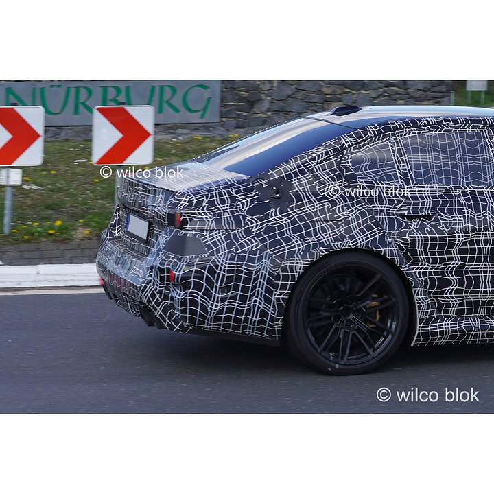 BMW M5 facelift spotted-newcarscoops-112
