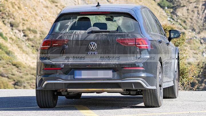 volkswagen-golf-9-fotos-espia-2025109936-1757067528_14