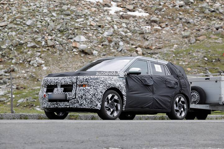 hyundais-2027-kona-skipping-the-mid-cycle-refresh-for-a-complete-redesign_6