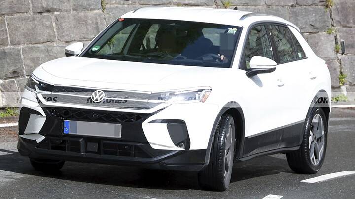 El nuevo T-Roc 2026 aparece donde (y como) nadie lo esperaba, Volkswagen no lo ha podido evitar 3