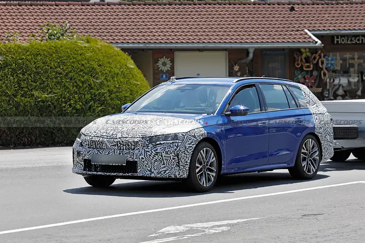 Skoda Octavia Second Facelift_newcarscoops_1167