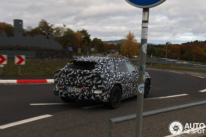 mercedes-benz-eqr-2026-66fe8-c835023102025085040_5