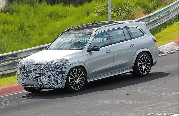 2027-mercedes-benz-gls-class-facelift-spy-shots--photo-via-baldauf_100940093_l