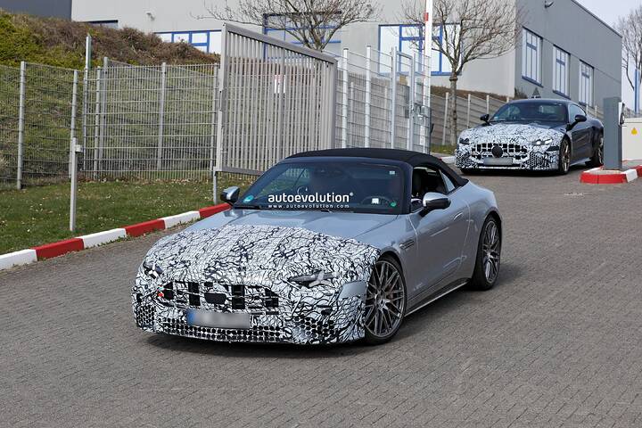 spy-photos-refreshed-2027-mercedes-amg-gt-and-sl-63-don-t-hide-much-anymore-but-might-deceive-268032_1
