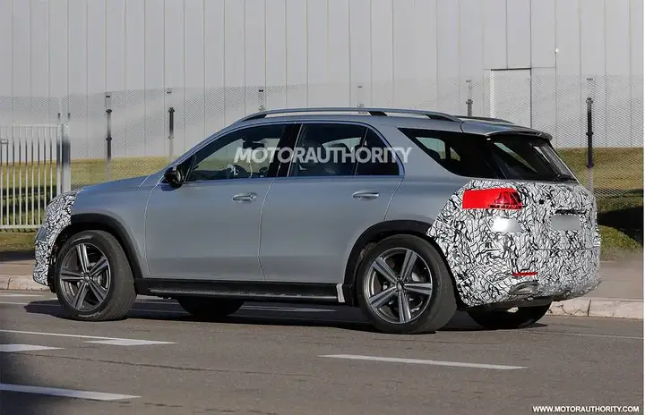 2027-mercedes-benz-gle-class-facelift-spy-shots--photo-via-baldauf_100951428_l