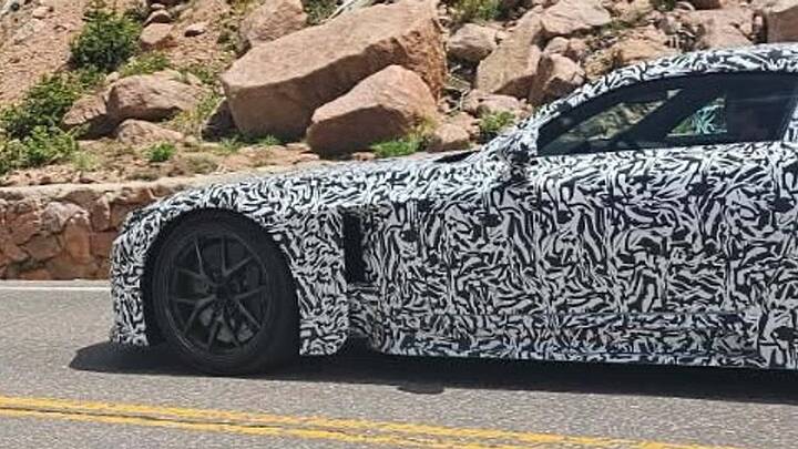 imgi_108_lexus-lfr-spy-photos-pikes-peak