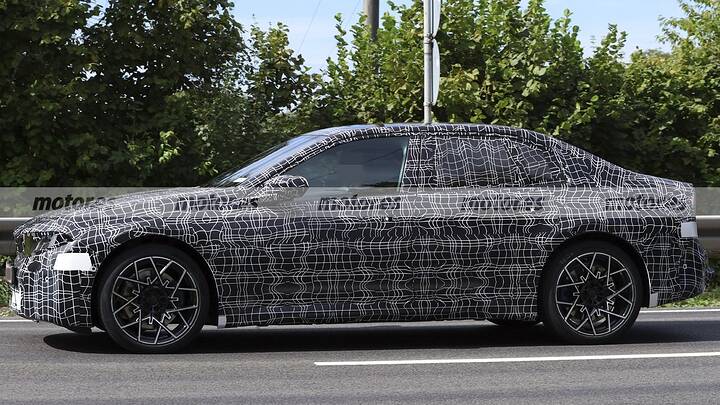 bmw-i3-2026-fotos-espia-luces-2025109934-1757017971_10