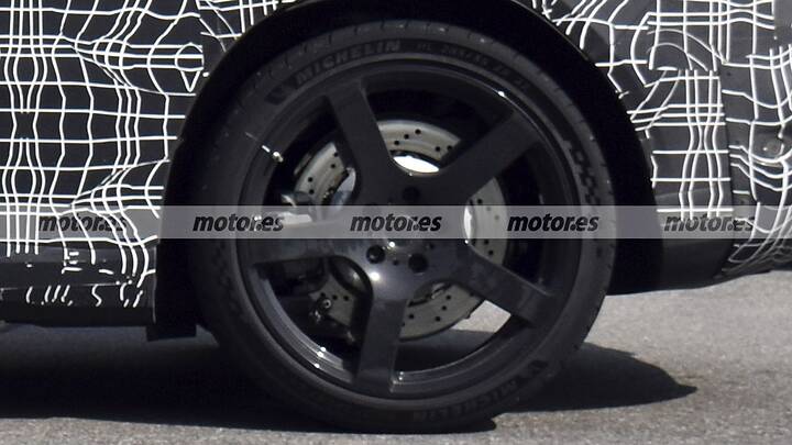 Este iX3 esconde algo muy gordo, será el primer SUV eléctrico firmado por BMW M y dejará huella en Nürburgring 9