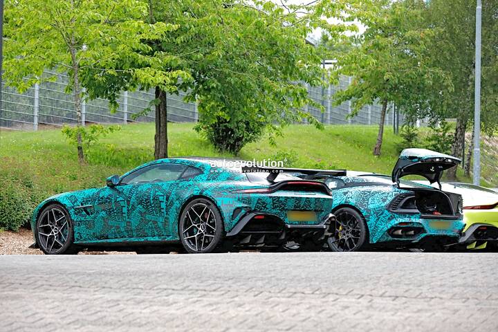 spy-photos-2027-aston-martin-vantage-rs-newcarscoops-with-more-production-intent-parts_2