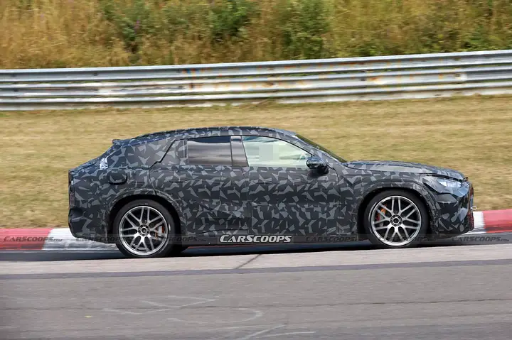 AMG-SUV-scoop-00006-2048x1365