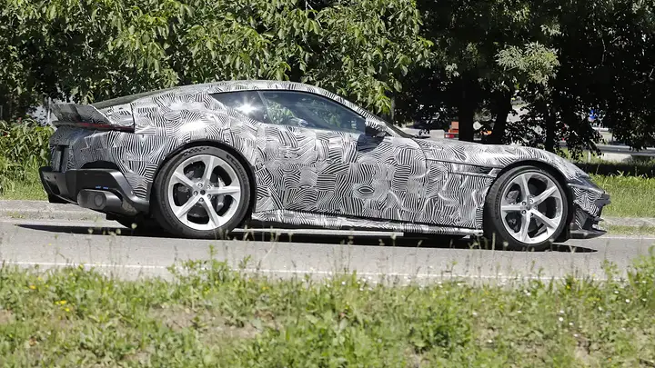 Ferrari 12 Cilindri SV newcarscoops-5