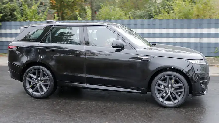 Range-Rover-Sport-EV-side-profile_nytrt3