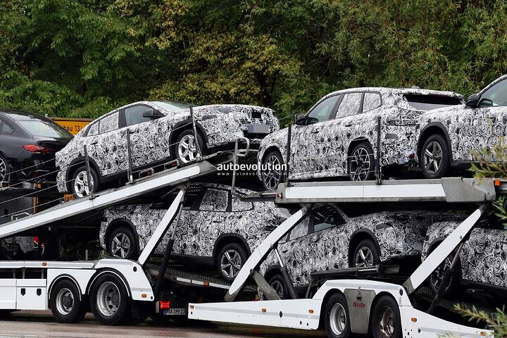 2027-bmw-x2-spied-in-a-premiere-wearing-neue-klasse--newcarscoops_19