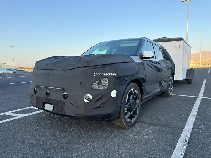 2026 Kia EV5 GT spotted_newcarscoops_1756113134_2695