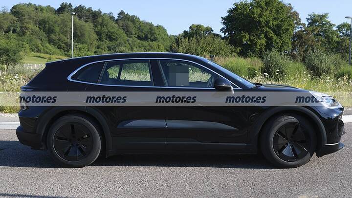 porsche-cayenne-electrico-2025109769-1756286689_8