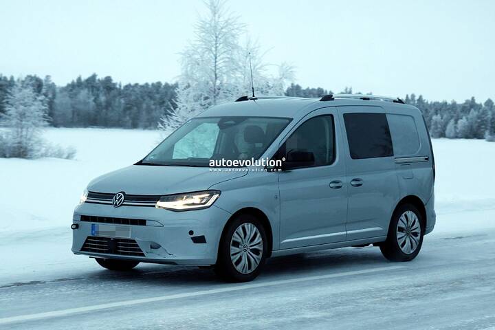 imgi_42_2027-volkswagen-caddy-facelift-spied-looking-mostly-unchanged-from-outgoing-model_7