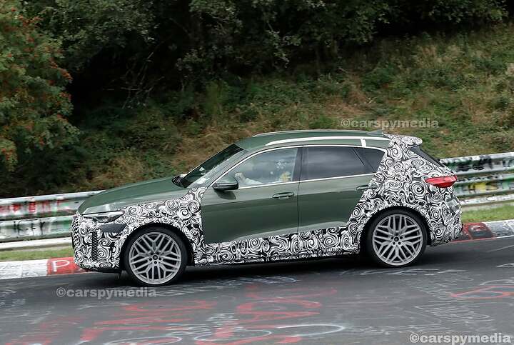 Yesterday, the new Audi RS Q5 Sportback made its first appearance on camera. The standard Audi R (2)
