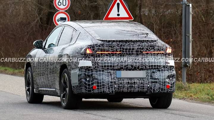 imgi_16_2027-bmw-ix4-exterior-rear-quarter-7