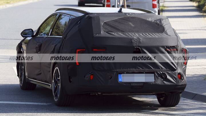 El nuevo familiar de KIA cazado en estas primeras fotos espía tiene algo del Optima… y apunta directo al Passat 22