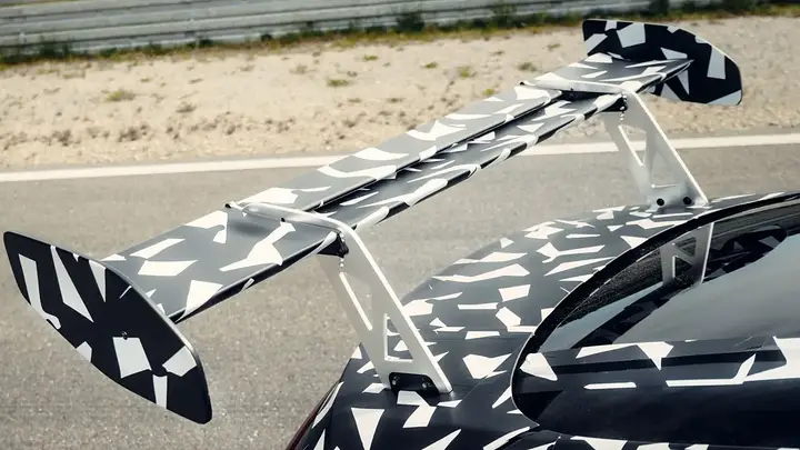 Mercedes-AMG CLE Mythos newcarscoops 04amt6k1