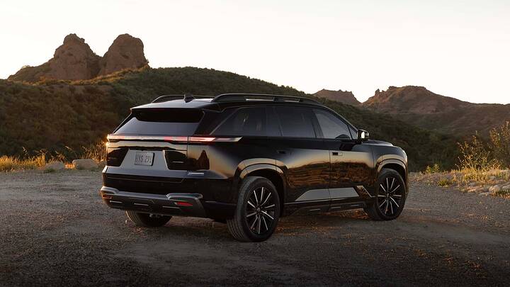 imgi_24_2027-subaru-getaway